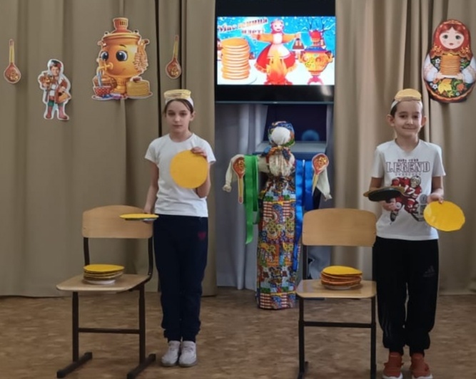 Масленица идет.